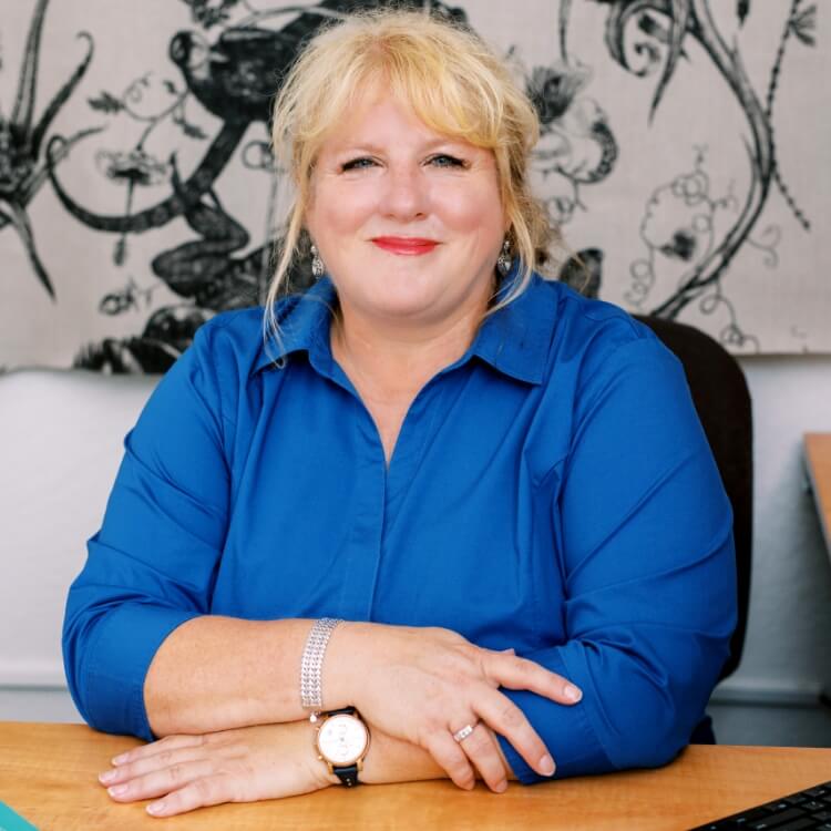 Healing_Trauma_with_ACT_26_Robyn Walser@2x Healing_Trauma_with_ACT_26_Robyn Walser@2x